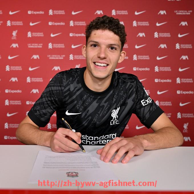 AG捕鱼王官网-世俱杯球员场上跑位技巧详解及实战应用